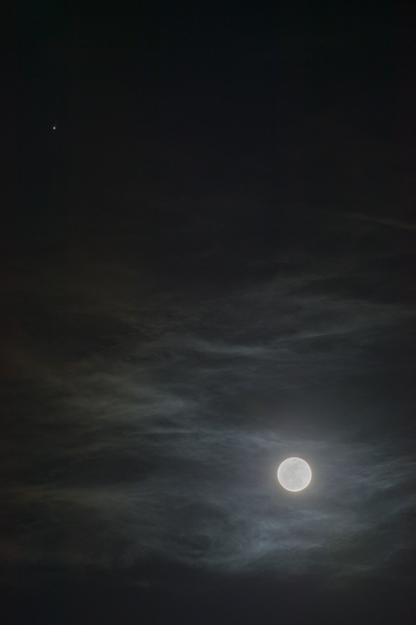Moon_Jupiter_150204_01.jpg