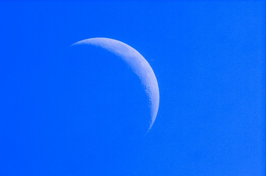 moon-saturn_out.jpg